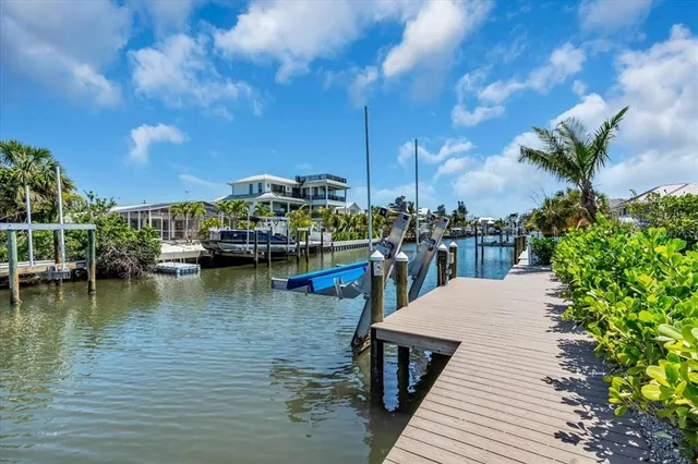 $6,375,000 | 229 Willow Avenue, Anna Maria, FL 34216