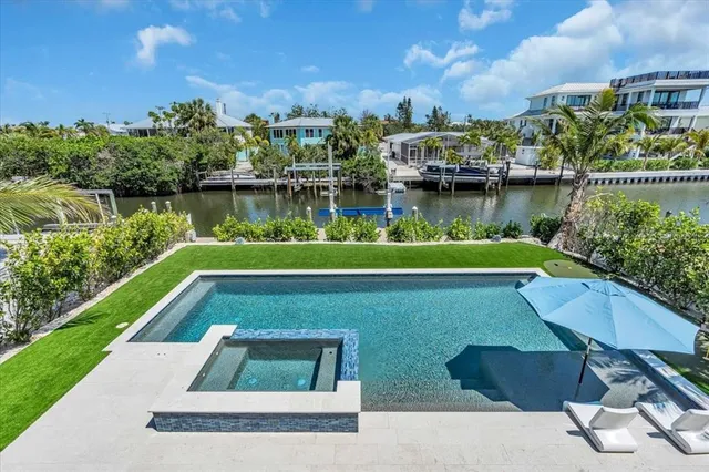 $6,375,000 | 229 Willow Avenue, Anna Maria, FL 34216
