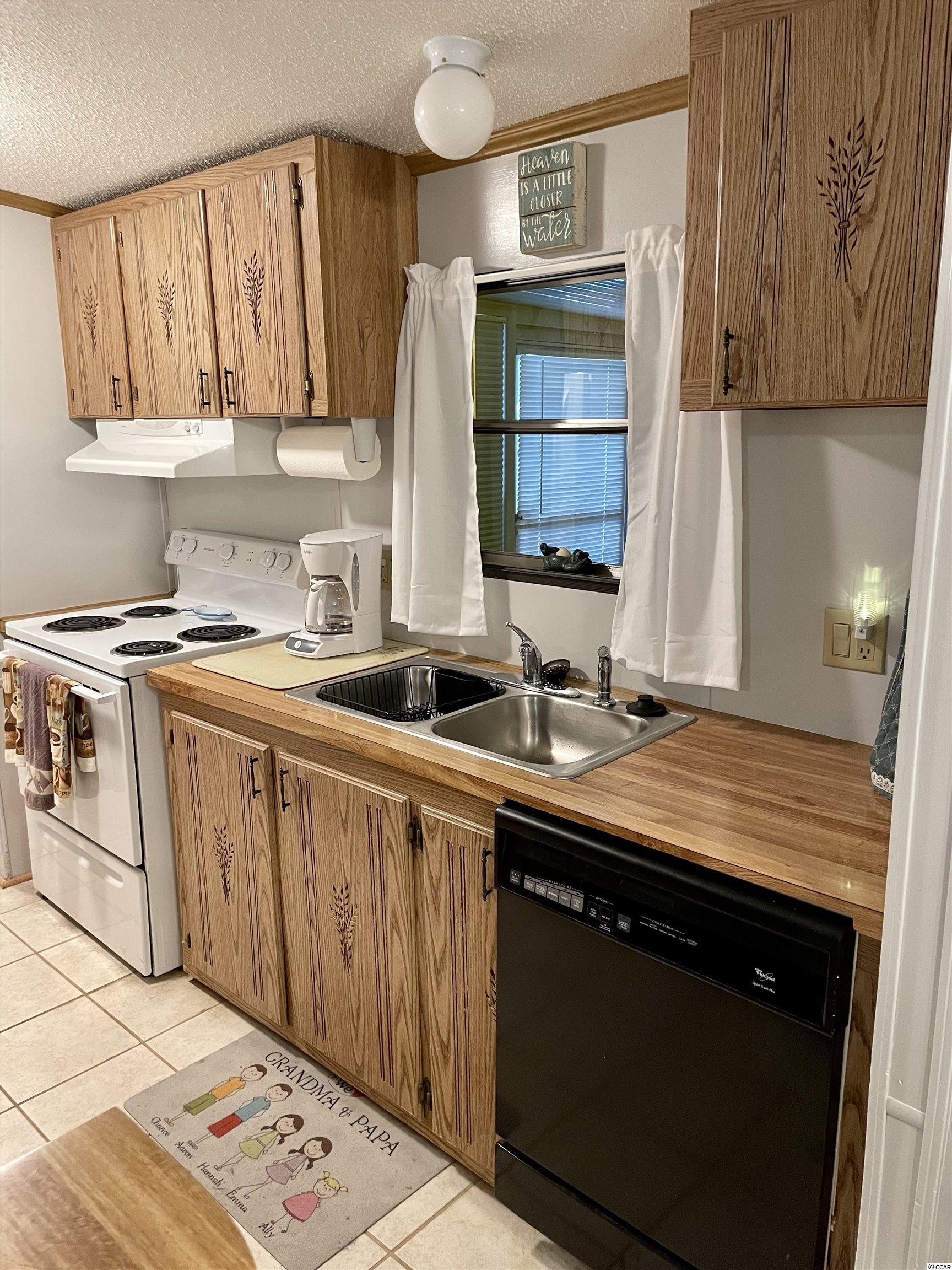 970 South Marlin Circle Murrells Inlet, SC 29576 - Photo 8 of 21