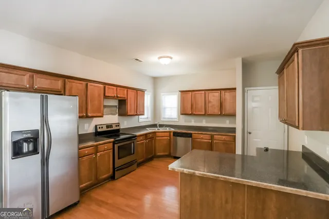 $2,720 | 1299 Vonda Lane Southwest, Mableton, GA 30126