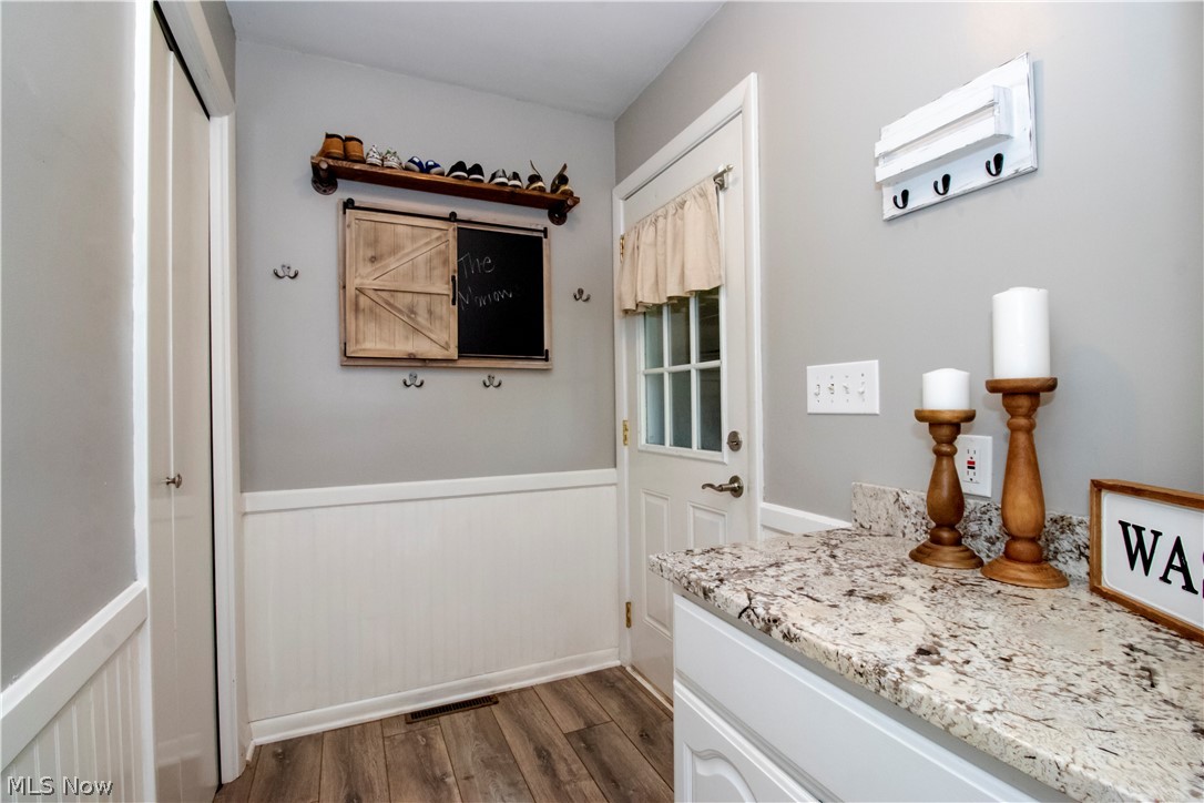 4331 Ely Road Wooster, OH 44691 - Photo 4 of 33