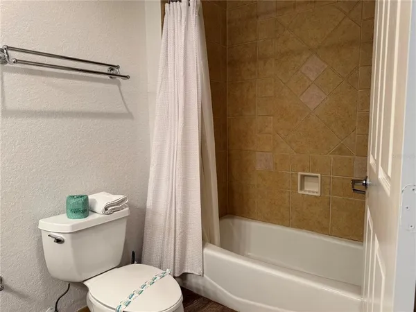 $2,400 | 1300 Seven Eagles Court, Reunion, FL 34747