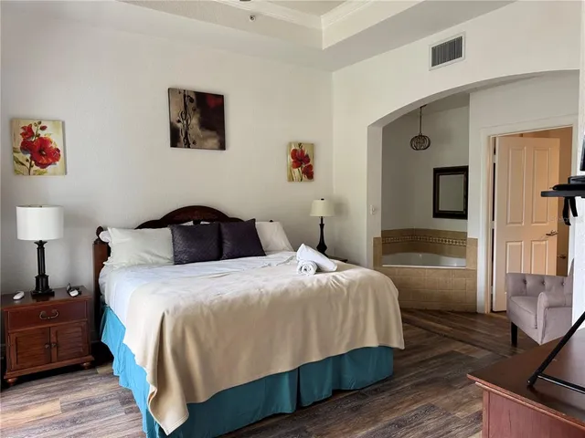 $2,400 | 1300 Seven Eagles Court, Reunion, FL 34747