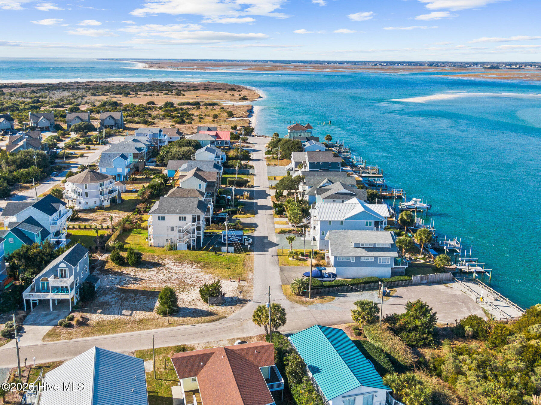 2103 Shore Line Drive Topsail Beach, NC 28445 - Photo 15 of 30 013_2103_shoreline_dr_final-14_229