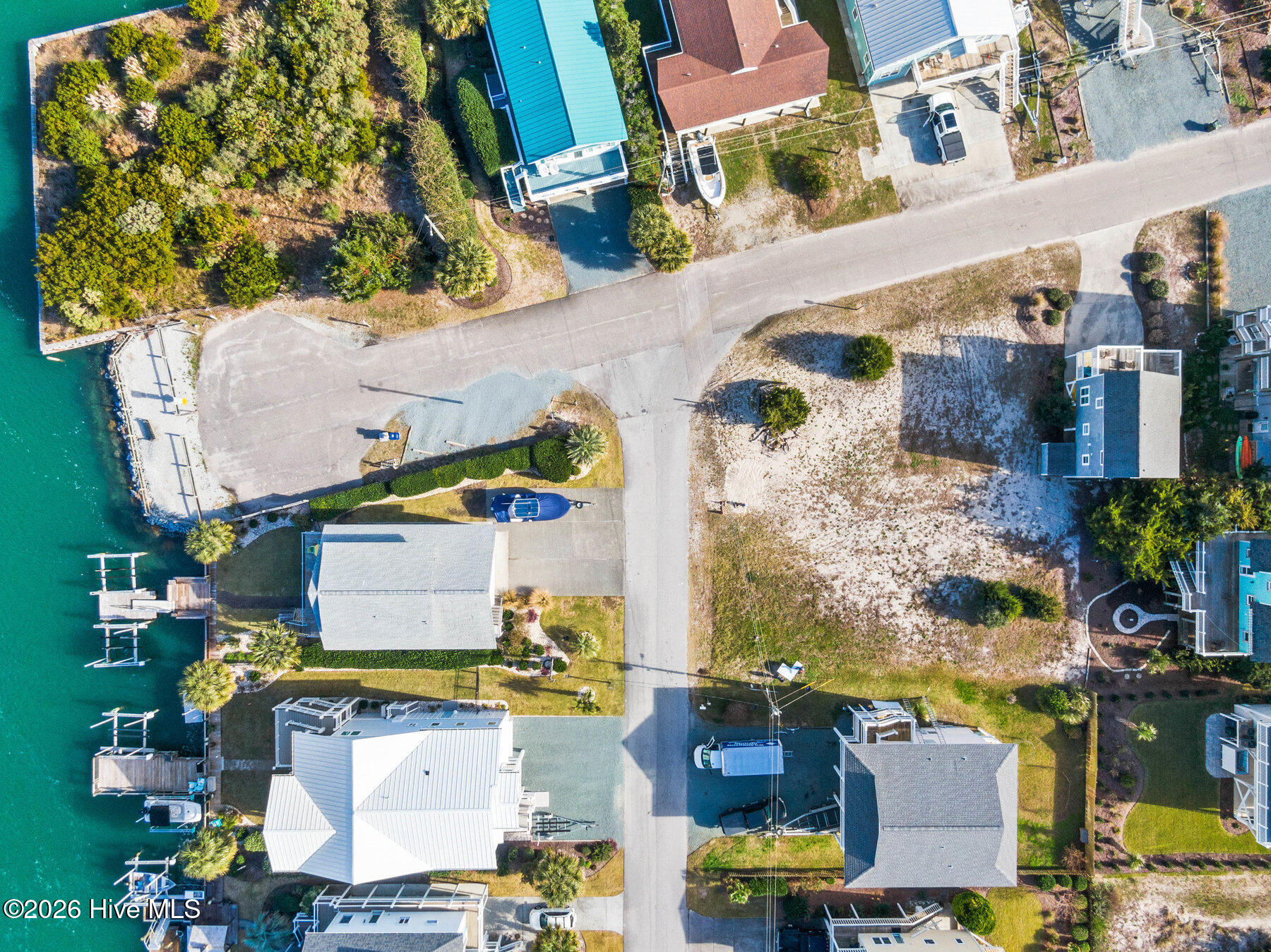 2103 Shore Line Drive Topsail Beach, NC 28445 - Photo 27 of 30 025_2103_shoreline_dr_final-26_831