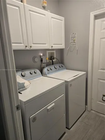 $930,000 | 11141 Northwest 77th Terrace, Doral, FL 33178