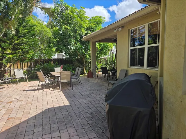 $930,000 | 11141 Northwest 77th Terrace, Doral, FL 33178