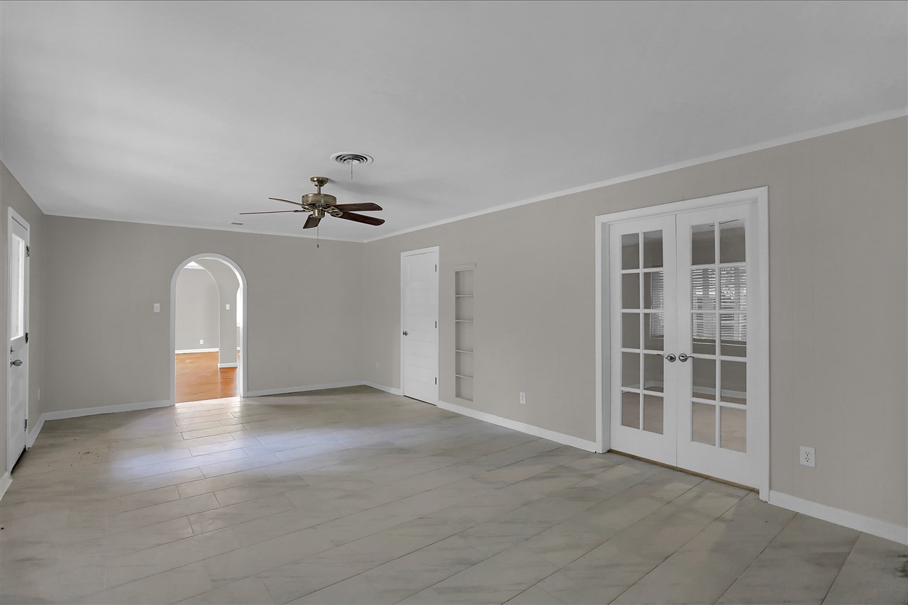 4236 Rhodes Avenue Memphis, TN 38111 - Photo 12 of 21 Gallery Image 12