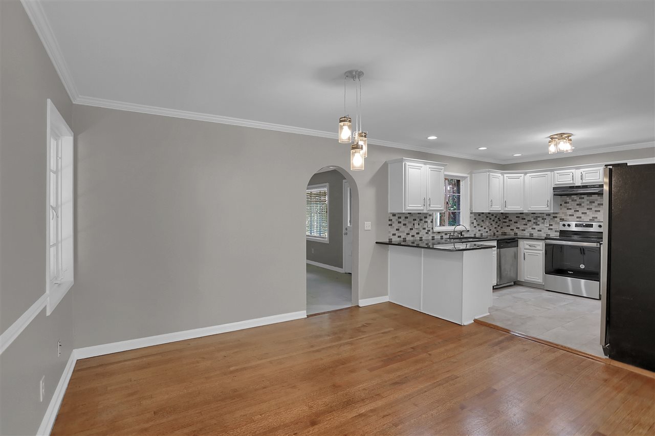 4236 Rhodes Avenue Memphis, TN 38111 - Photo 7 of 21 Gallery Image 7