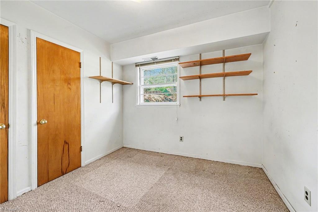 3410 Fern Place Greensboro, NC 27408 - Photo 19 of 29