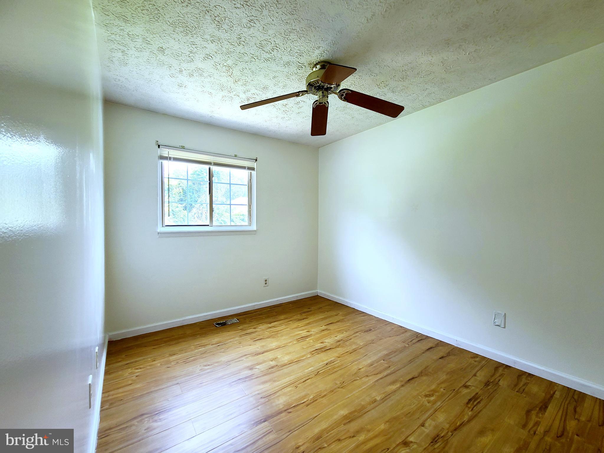 3954 Link Avenue Nottingham, MD 21236 - Photo 17 of 25