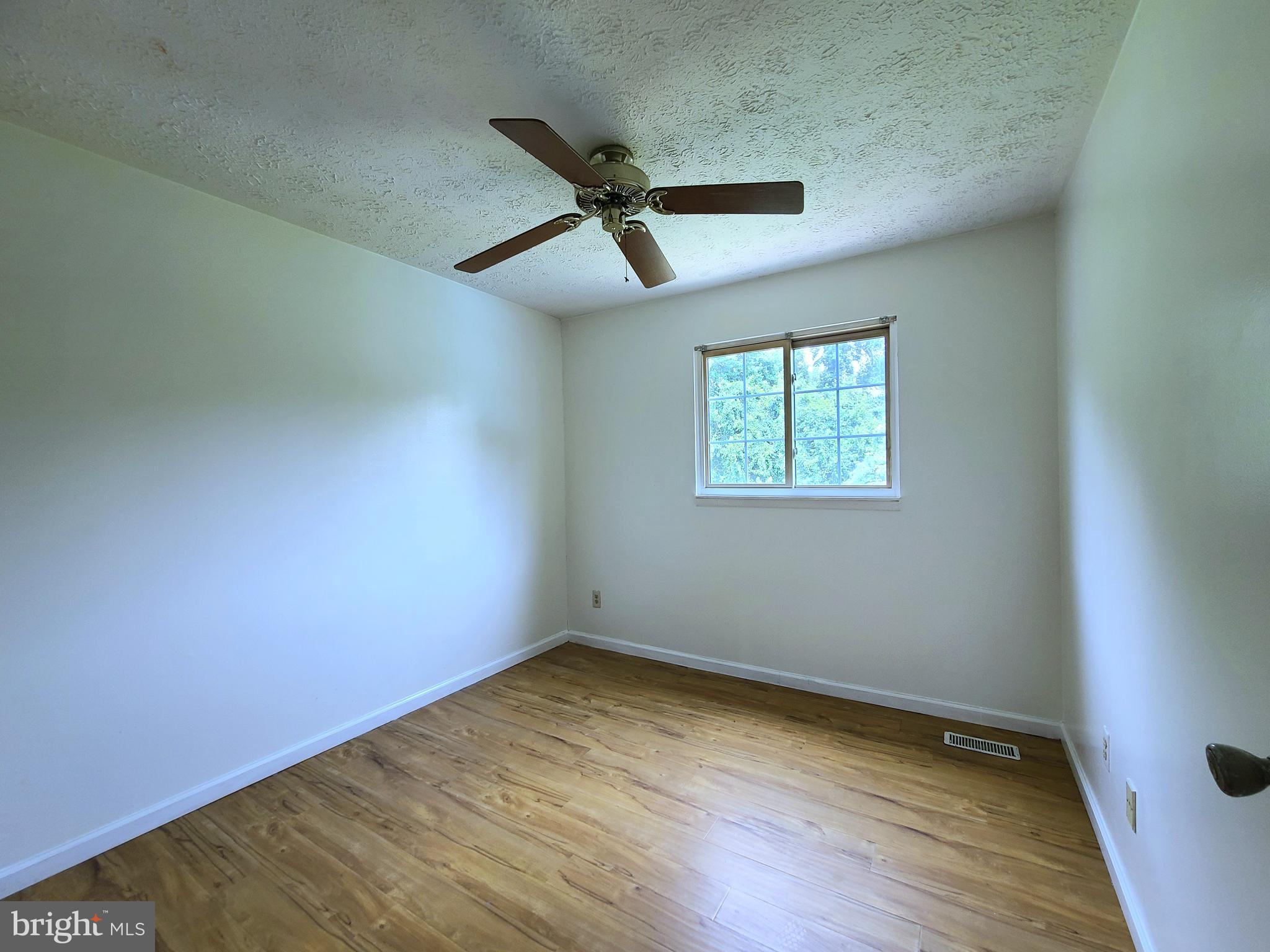 3954 Link Avenue Nottingham, MD 21236 - Photo 18 of 25