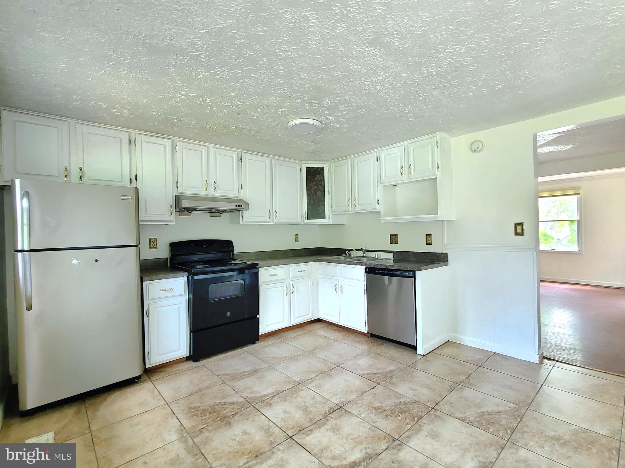 3954 Link Avenue Nottingham, MD 21236 - Photo 6 of 25