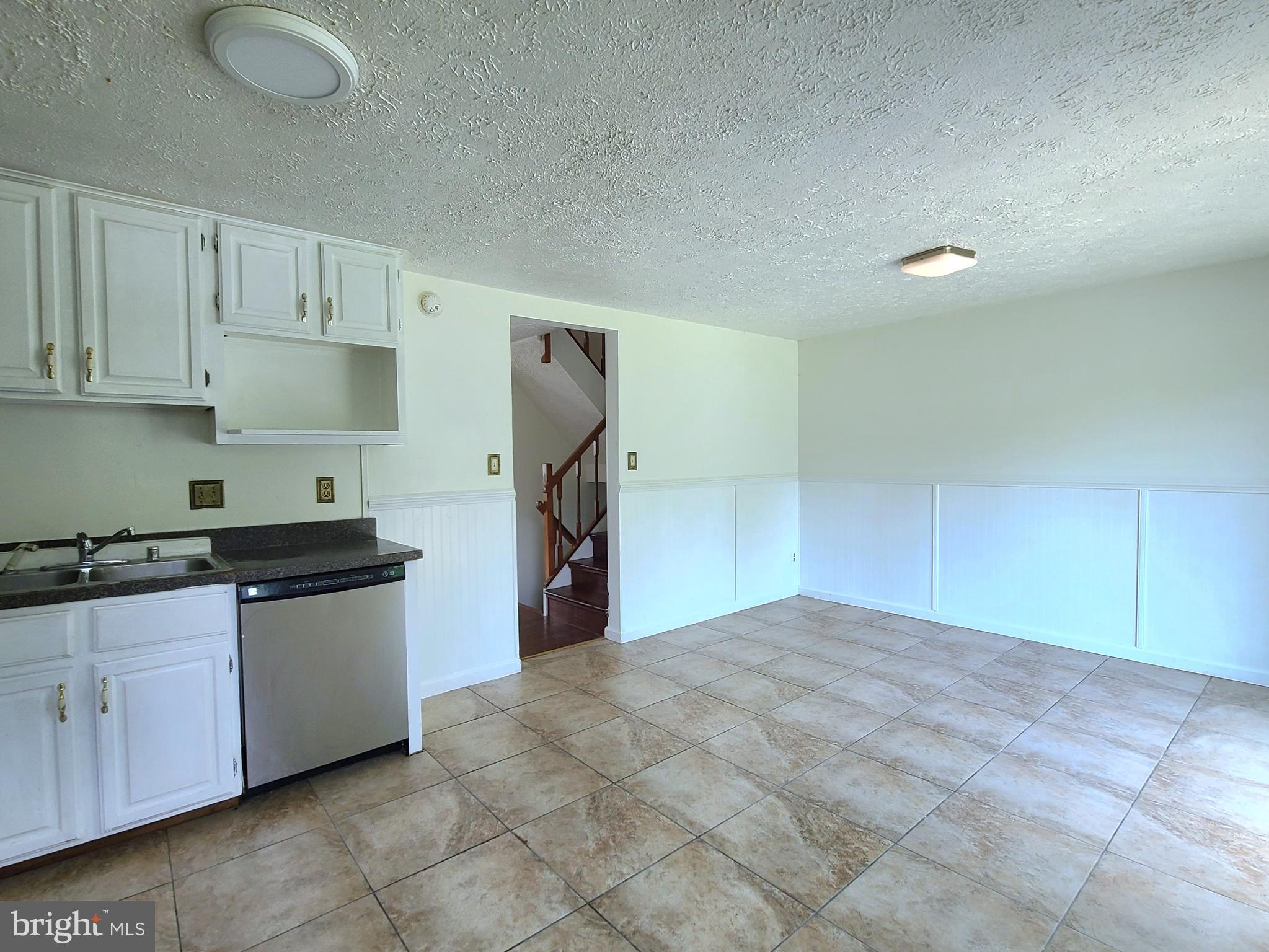 3954 Link Avenue Nottingham, MD 21236 - Photo 8 of 25