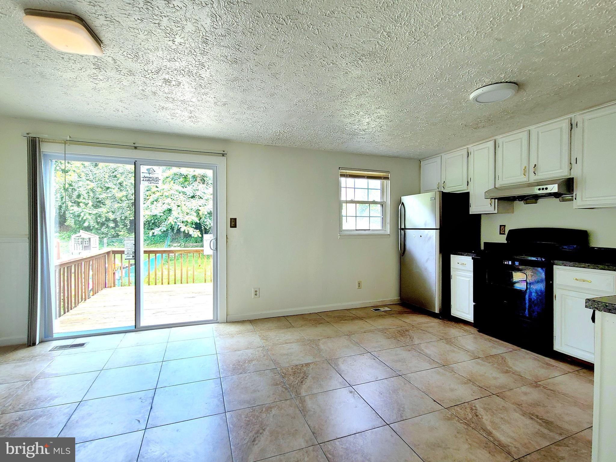 3954 Link Avenue Nottingham, MD 21236 - Photo 9 of 25