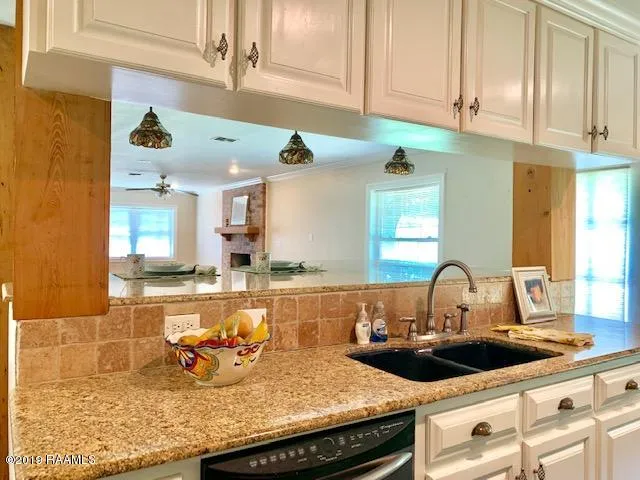 $1,650 | 104 Woodrich Lane, Lafayette, LA 70507