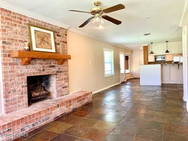 $1,650 | 104 Woodrich Lane, Lafayette, LA 70507