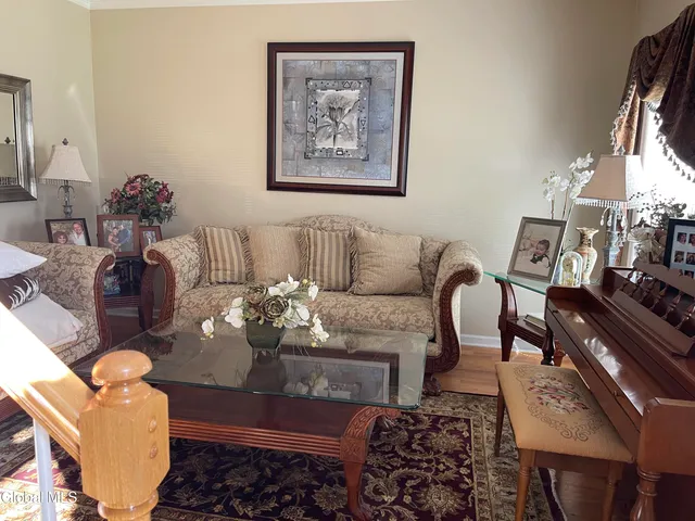 $780,000 | 2066 Orchard Park Drive, Niskayuna, NY 12309