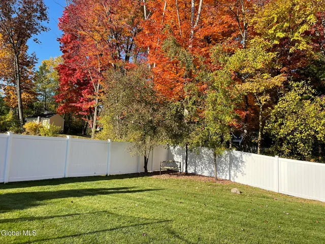 $780,000 | 2066 Orchard Park Drive, Niskayuna, NY 12309