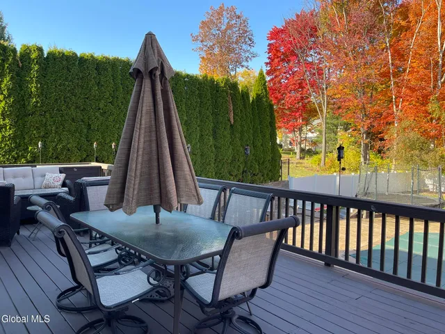 $780,000 | 2066 Orchard Park Drive, Niskayuna, NY 12309