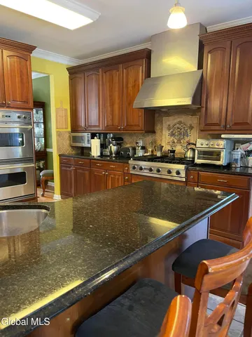 $780,000 | 2066 Orchard Park Drive, Niskayuna, NY 12309