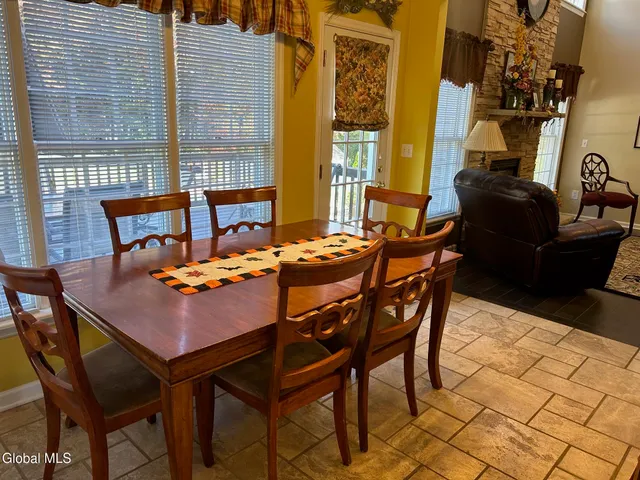 $780,000 | 2066 Orchard Park Drive, Niskayuna, NY 12309