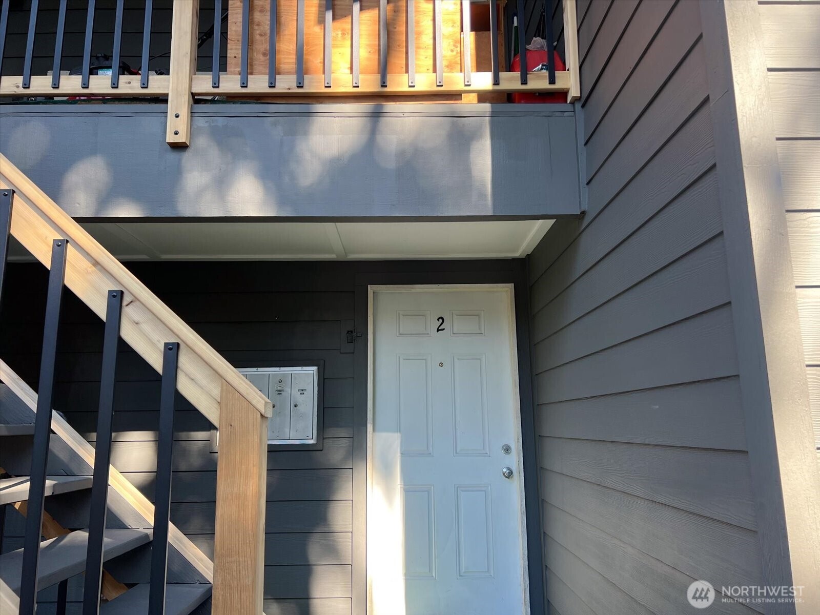 10443 17th Avenue Southwest Seattle, WA 98146 - Photo 2 of 40