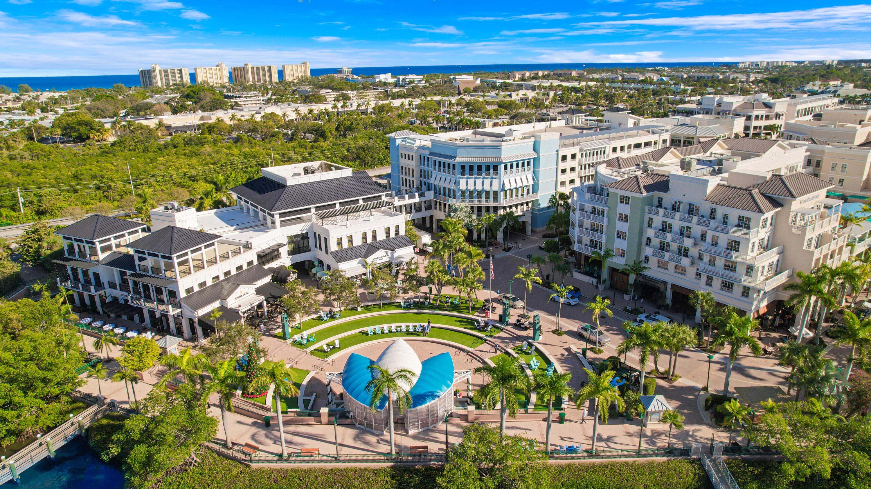 3900 County Line Road, Unit 4C Tequesta, FL 33469 - Photo 37 of 41 a view of a city