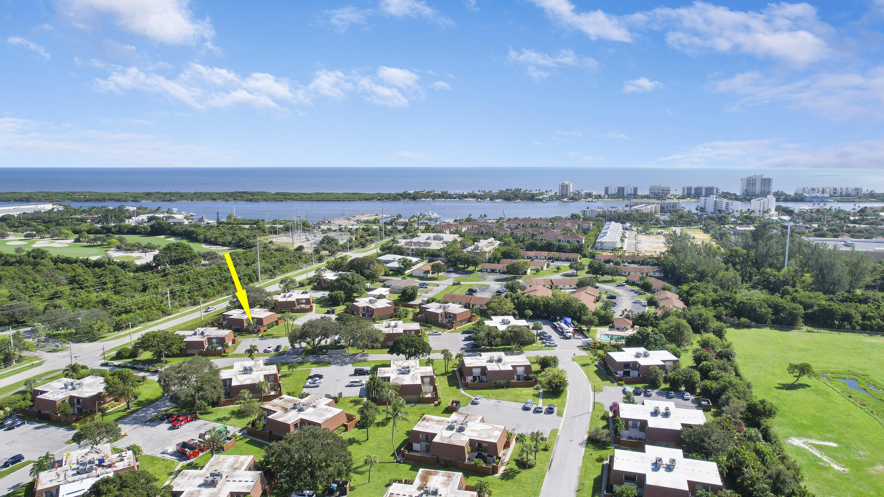 3900 County Line Road, Unit 4C Tequesta, FL 33469 - Photo 41 of 41 a view of a city