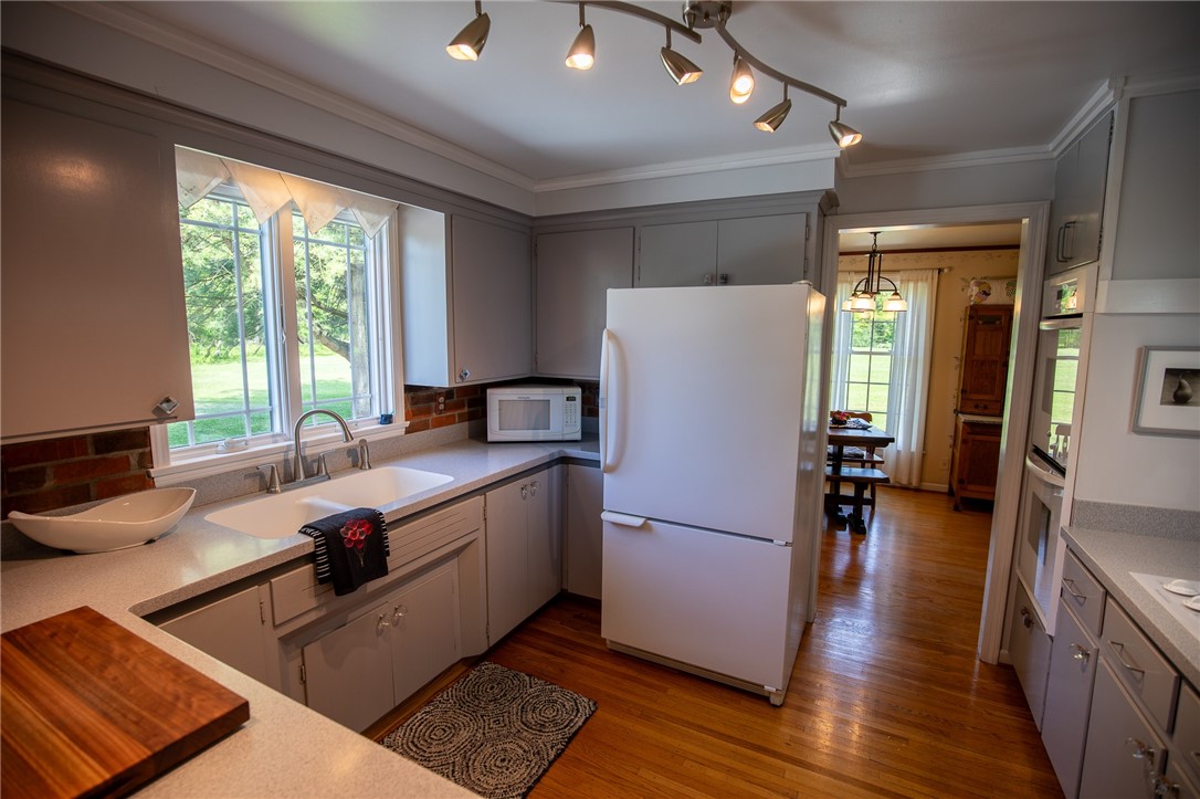 4418 Canal Road Ogden, NY 14559 - Photo 11 of 38