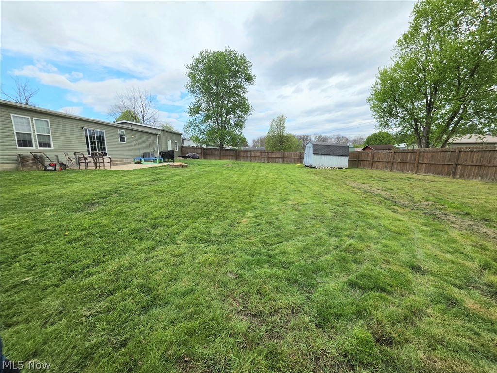 44 Scarce Fat Road Mineral Wells, WV 26150 - Photo 2 of 26 Back of fenced yard