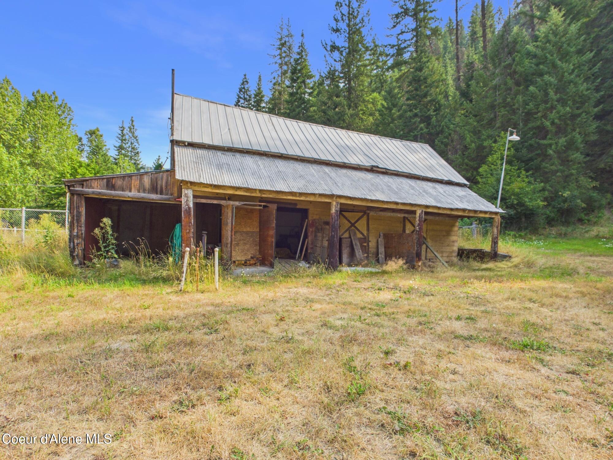 1050 Two Mile Road Wallace, ID 83873 - Photo 17 of 35 7