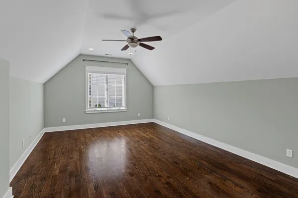 $1,095,000 | 5704 Old Harding Pike, Nashville, TN 37205