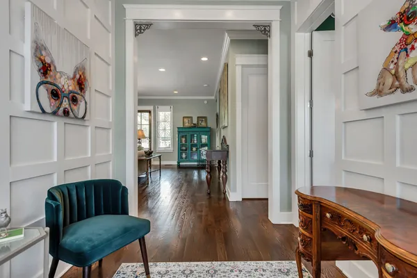 $1,095,000 | 5704 Old Harding Pike, Nashville, TN 37205