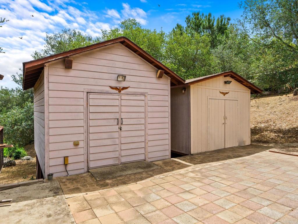 14765 Woods Valley Road Valley Center, CA 92082 - Photo 29 of 52 Sheds