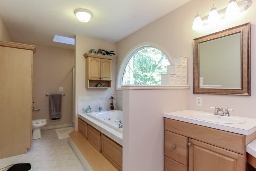 12919 Finkbeiner Road Middleville, MI 49333 - Photo 18 of 40 18-Master Bathroom