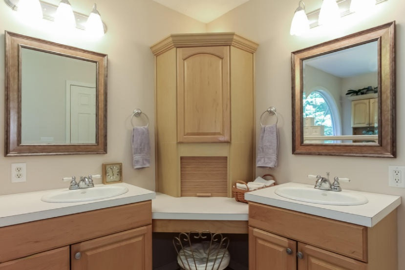 12919 Finkbeiner Road Middleville, MI 49333 - Photo 20 of 40 20-Master Bathroom