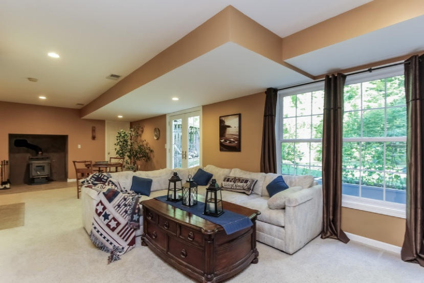 12919 Finkbeiner Road Middleville, MI 49333 - Photo 25 of 40 25-Family Room