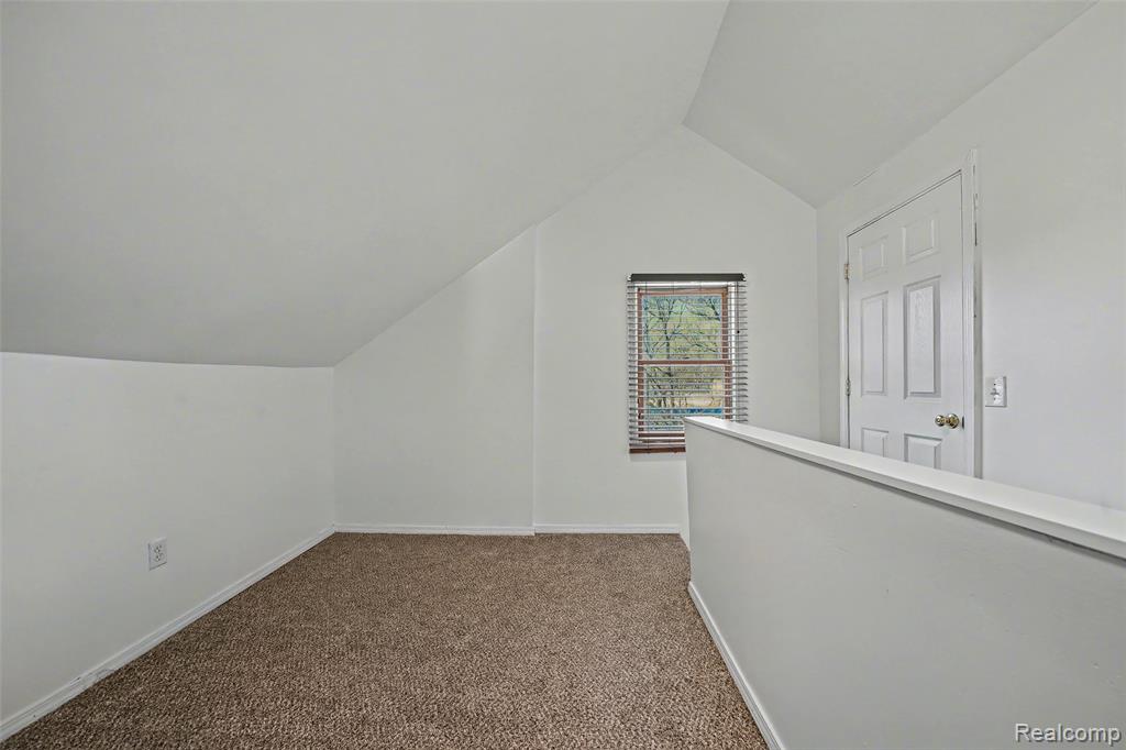 1119 East Maple Road Birmingham, MI 48009 - Photo 28 of 41 Gallery Image 28
