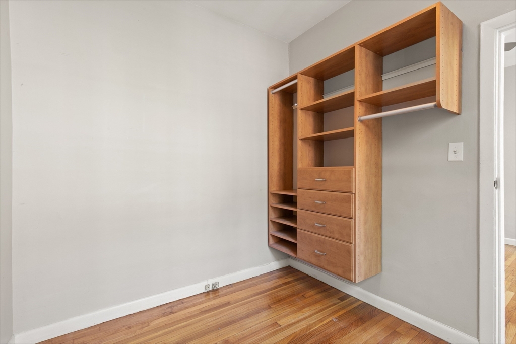 78 Phillips Street, Unit 3 Boston, MA 02114 - Photo 18 of 20