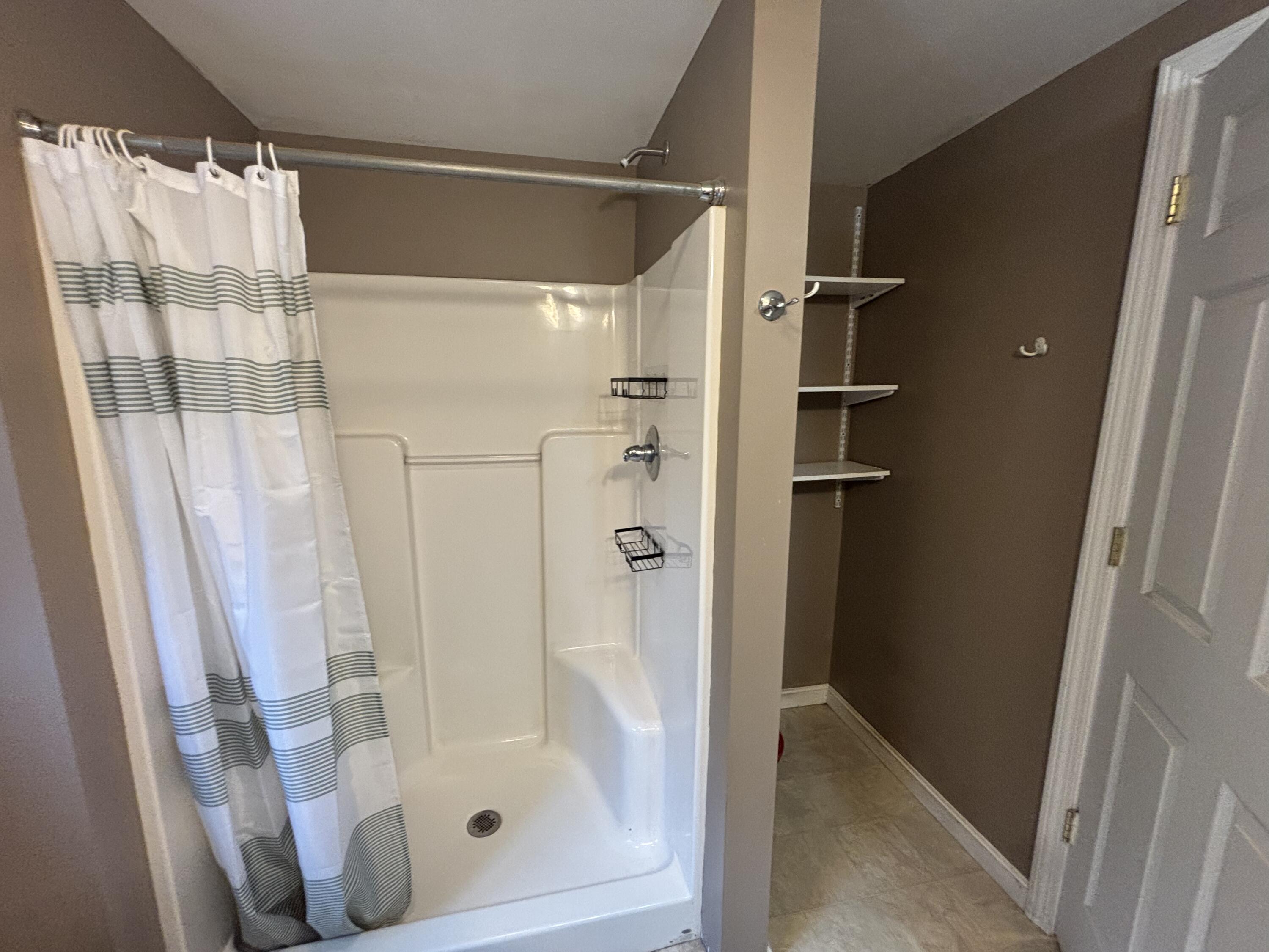 94 Heath Road Milbridge, ME 04658 - Photo 12 of 15 Shower