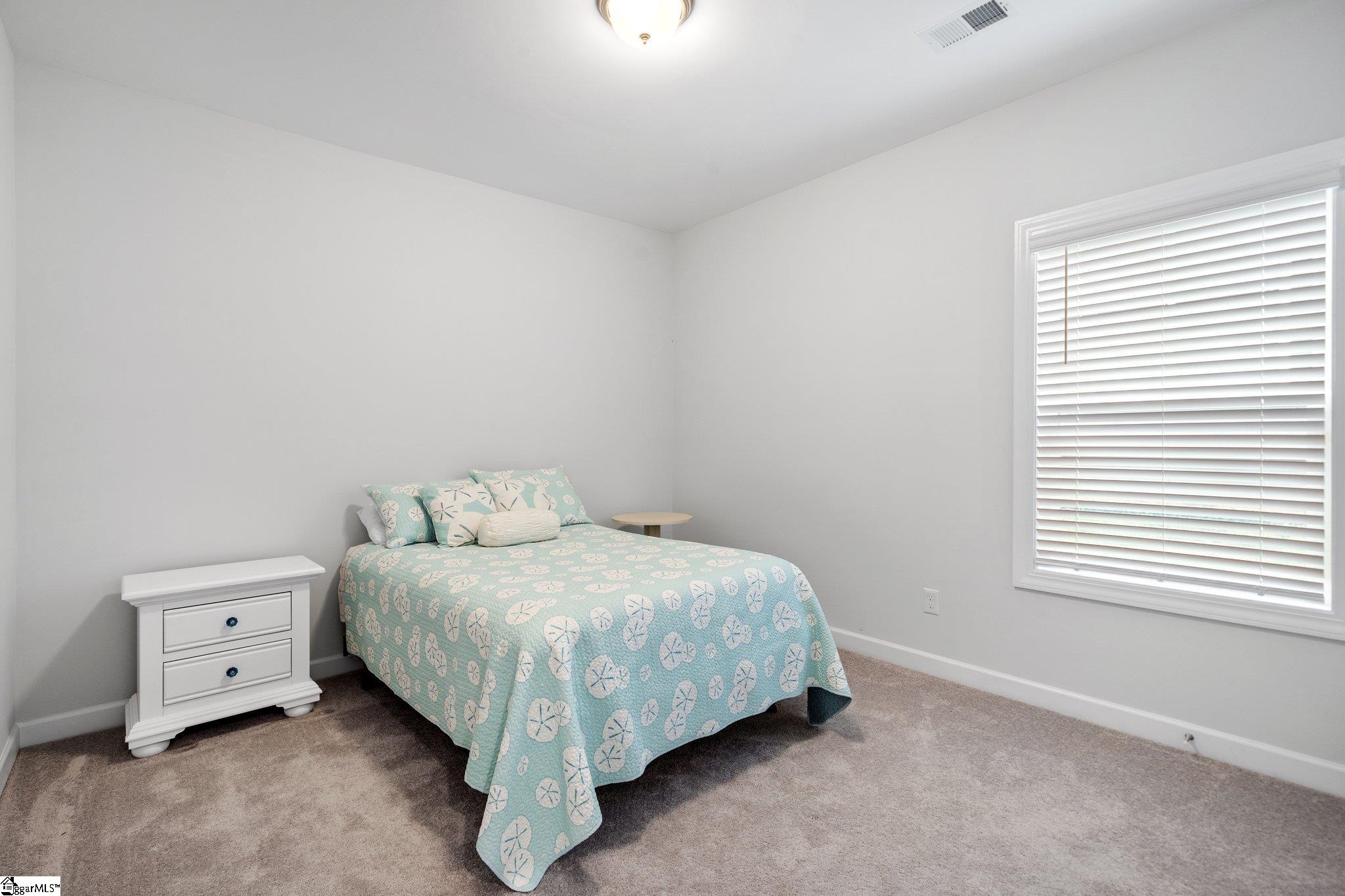 207 Crestgate Way Easley, SC 29642 - Photo 18 of 34