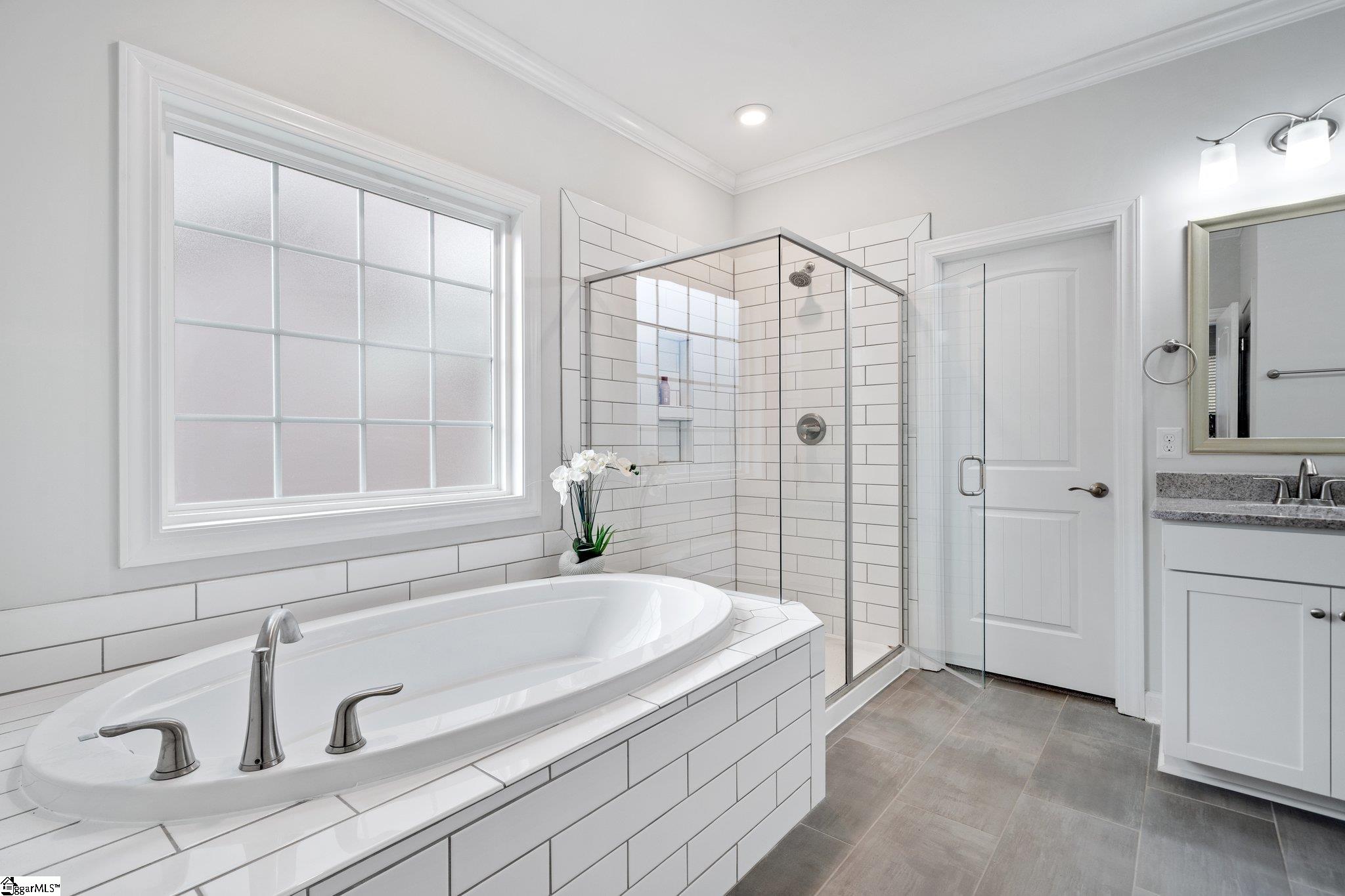 207 Crestgate Way Easley, SC 29642 - Photo 23 of 34