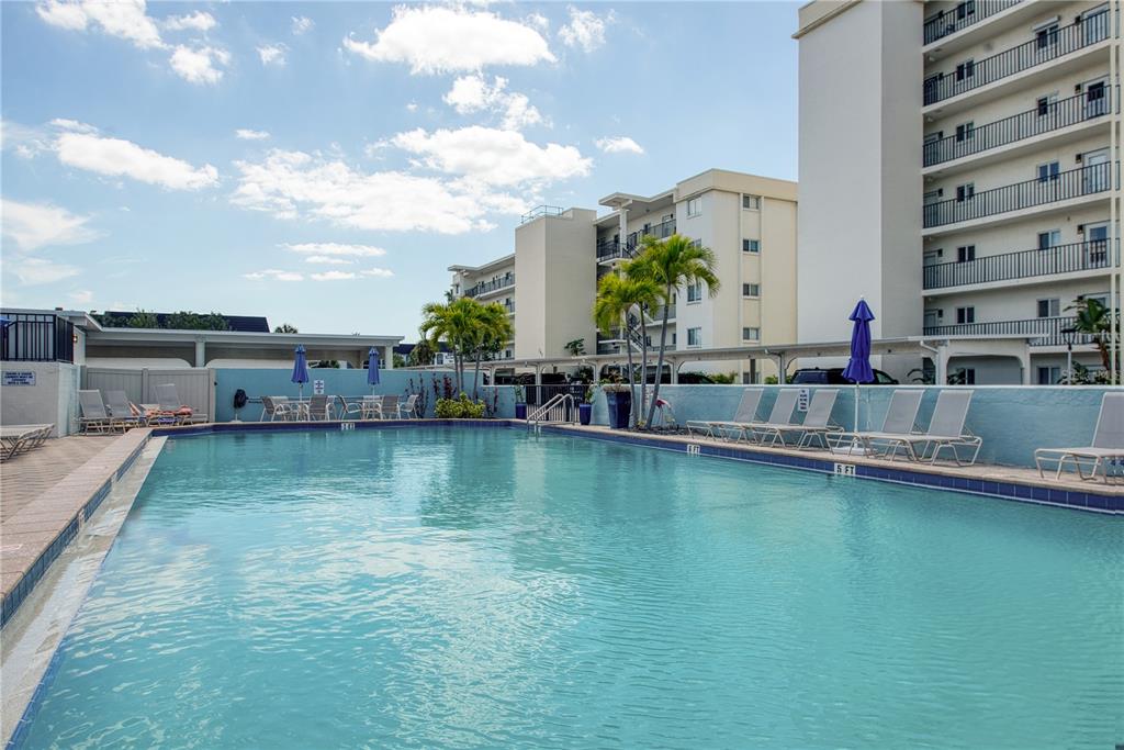 757 Beach Road, Unit 308 Sarasota, FL 34242 - Photo 10 of 37 Gallery Image 10