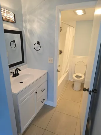 $1,900 | 1410 South Federal Highway, Unit 108, Lake Worth Beach, FL 33460