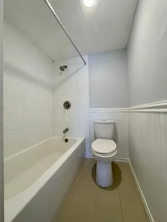 $1,900 | 1410 South Federal Highway, Unit 108, Lake Worth Beach, FL 33460