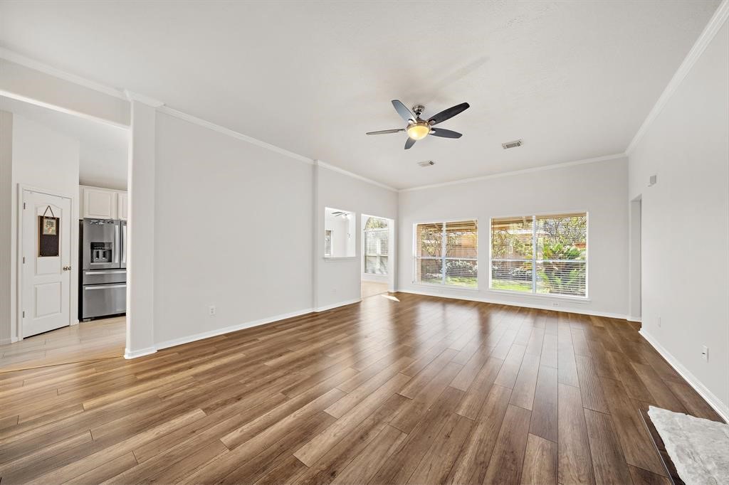 3310 Shadowchase Drive Houston, TX 77082 - Photo 4 of 17