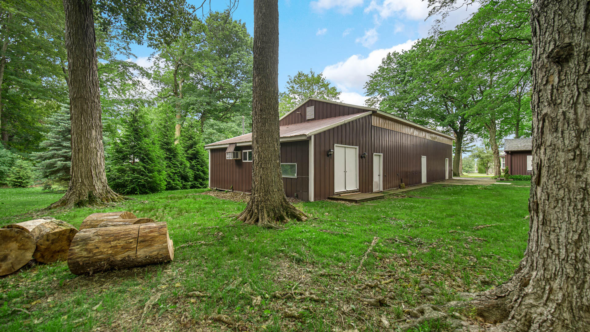 202 Sturdy Road Valparaiso, IN 46383 - Photo 24 of 30 1920x1080