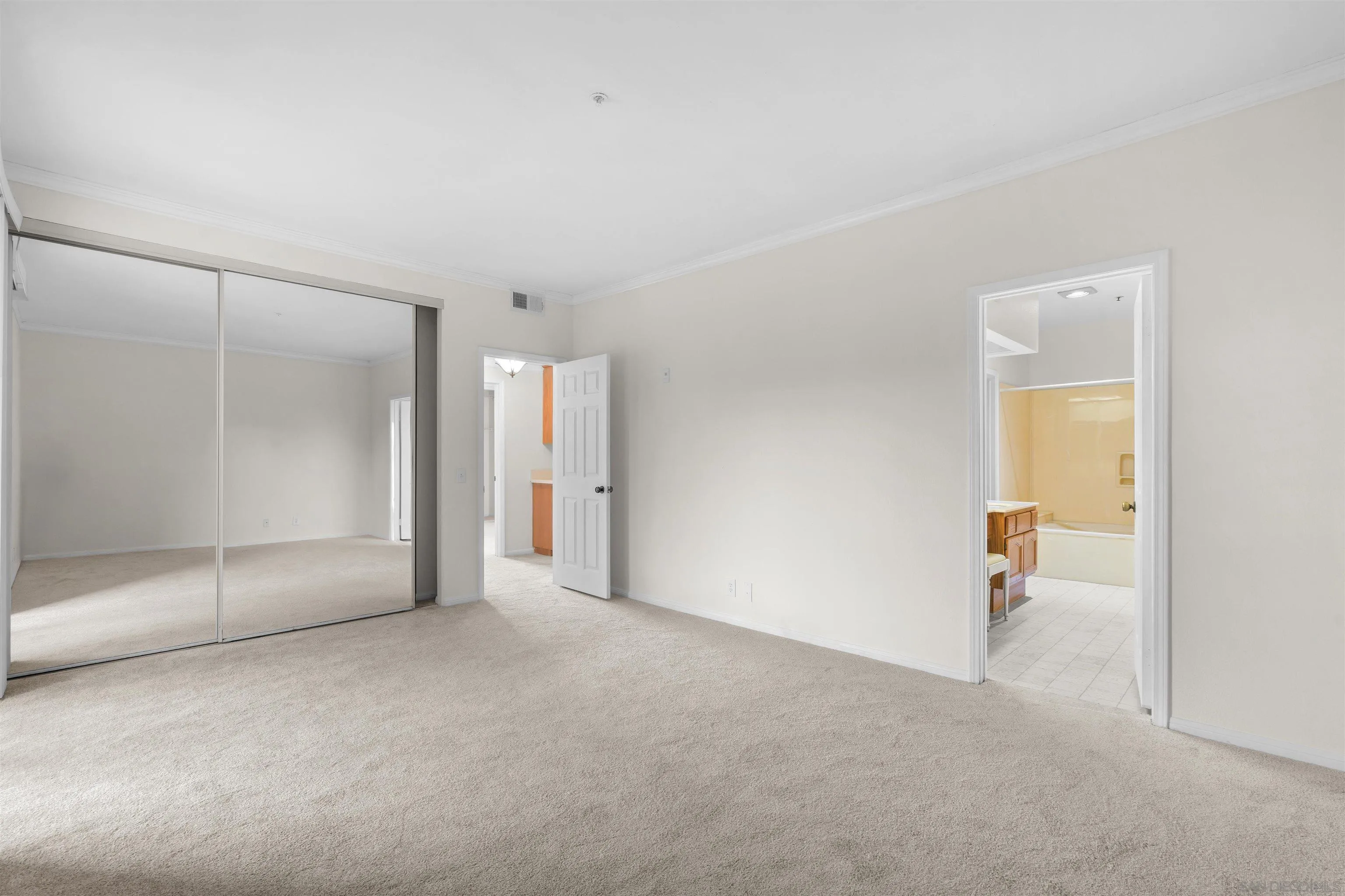 5875 Friars Road, Unit 4201 San Diego, CA 92110 - Photo 18 of 44