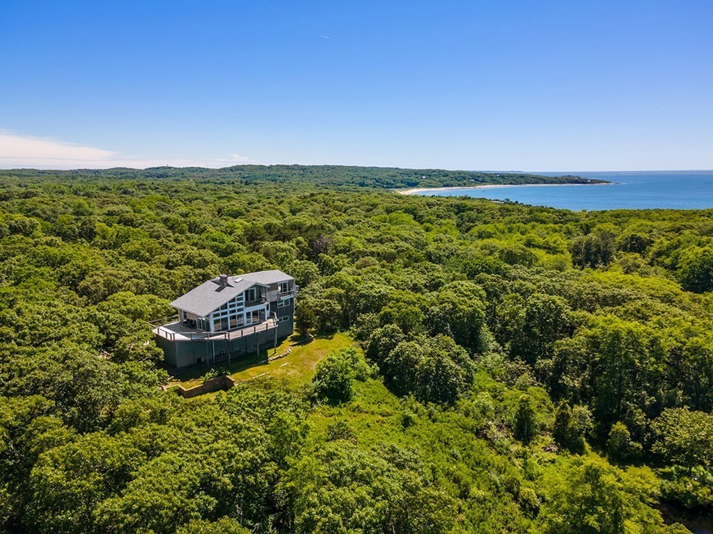 68-70 Capawock Road West Tisbury, MA 02568 - Photo 2 of 23 Gallery Image 2